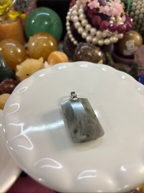 Labradorite Faceted Gray Pendant — Polished Natural Stone
